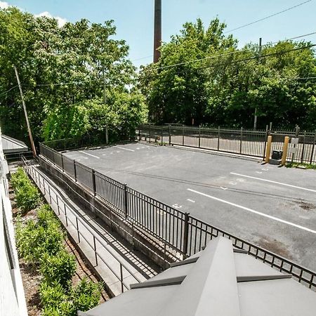 נאשוויל Quaint North Gulch Condo W 2 Queen Beds מראה חיצוני תמונה